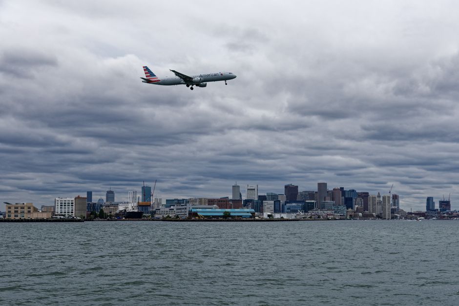 american airlines sinks united: the broader cautionary thread