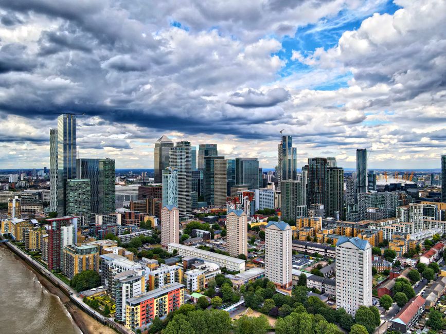 Why Berkshire Is Making a Housing Bet
