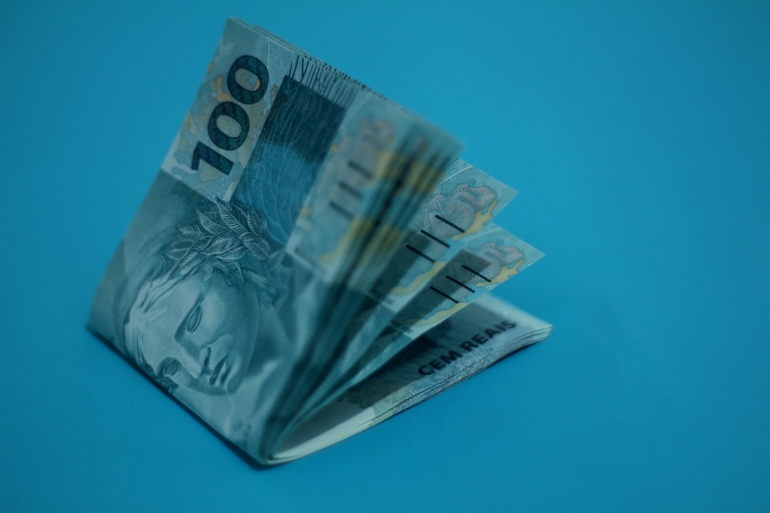 How to Use the Best Brokers Short Selling in March 2026