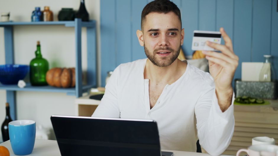 Top card archetypes for online shopping