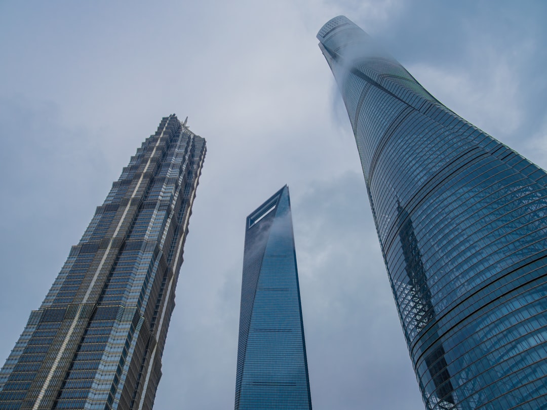 How to compare these two giants: a practical framework