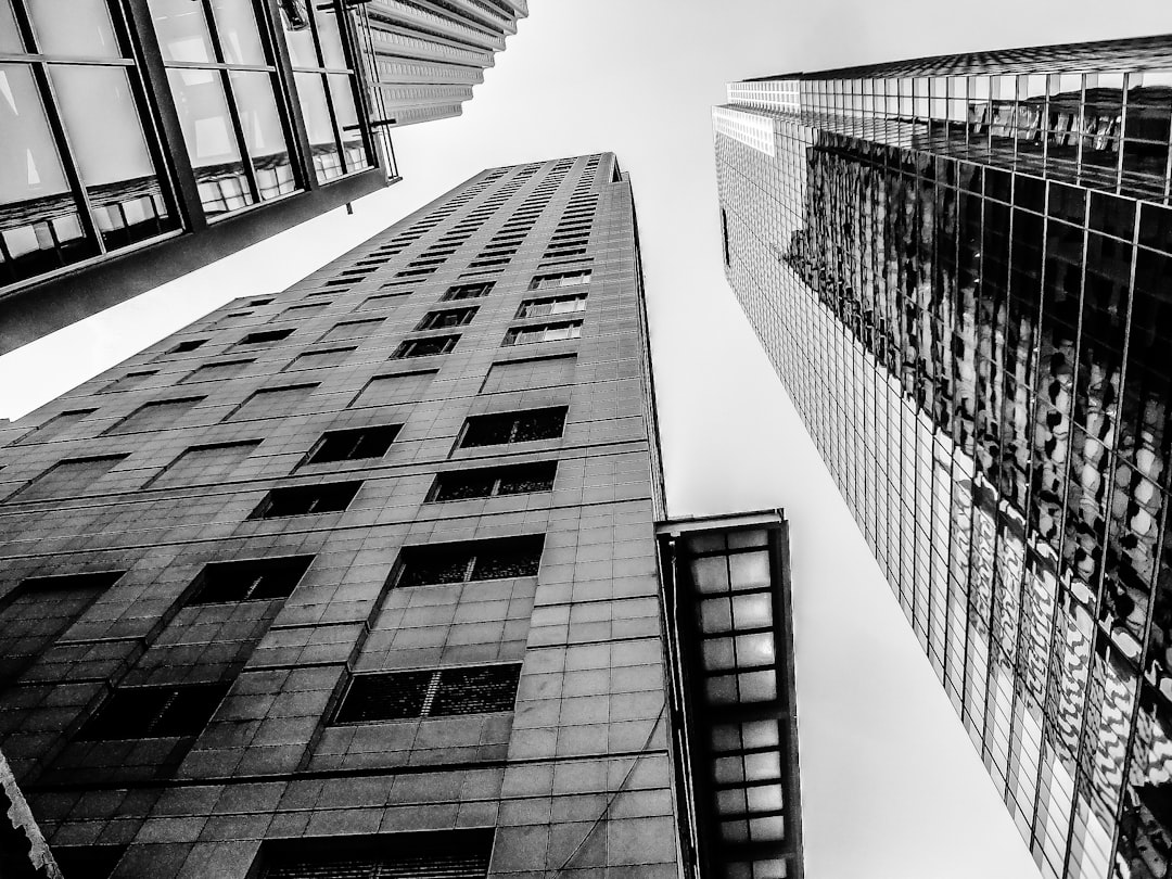 Bottom Line: Separate Noise From Narrative