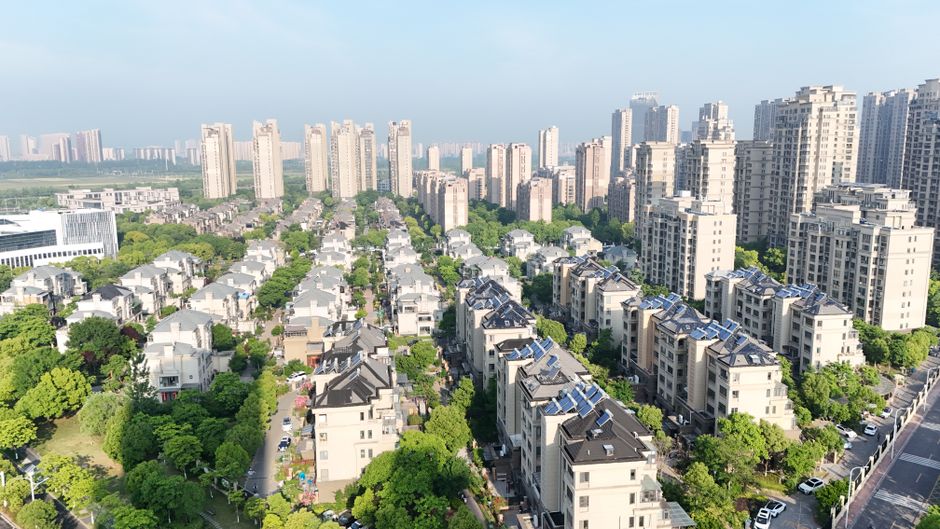 Market Context: A Challenging Housing Landscape Still Produces Winners