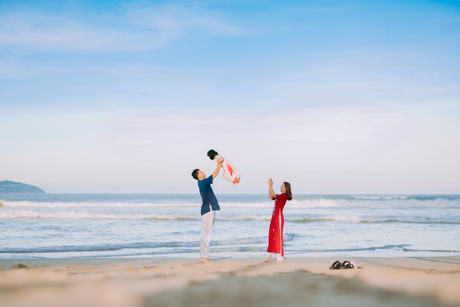 Family Outings: Balancing Memories with Long-Term Financial Health