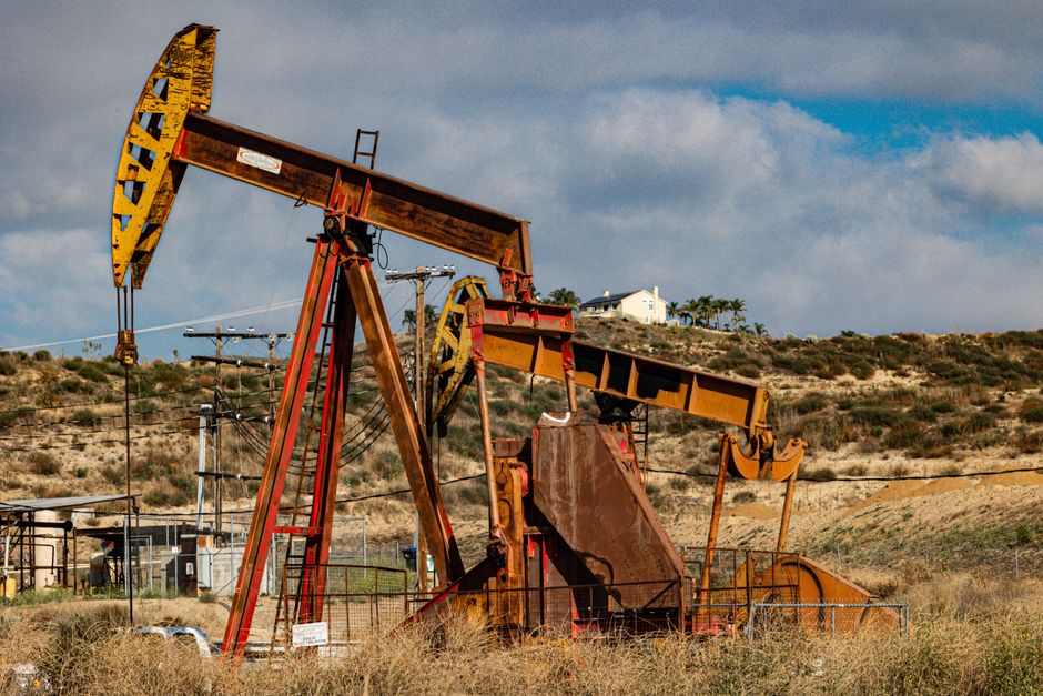 For investors, oil prices influence energy equities, futures, and hedging strategies. Trading desks look for signs of