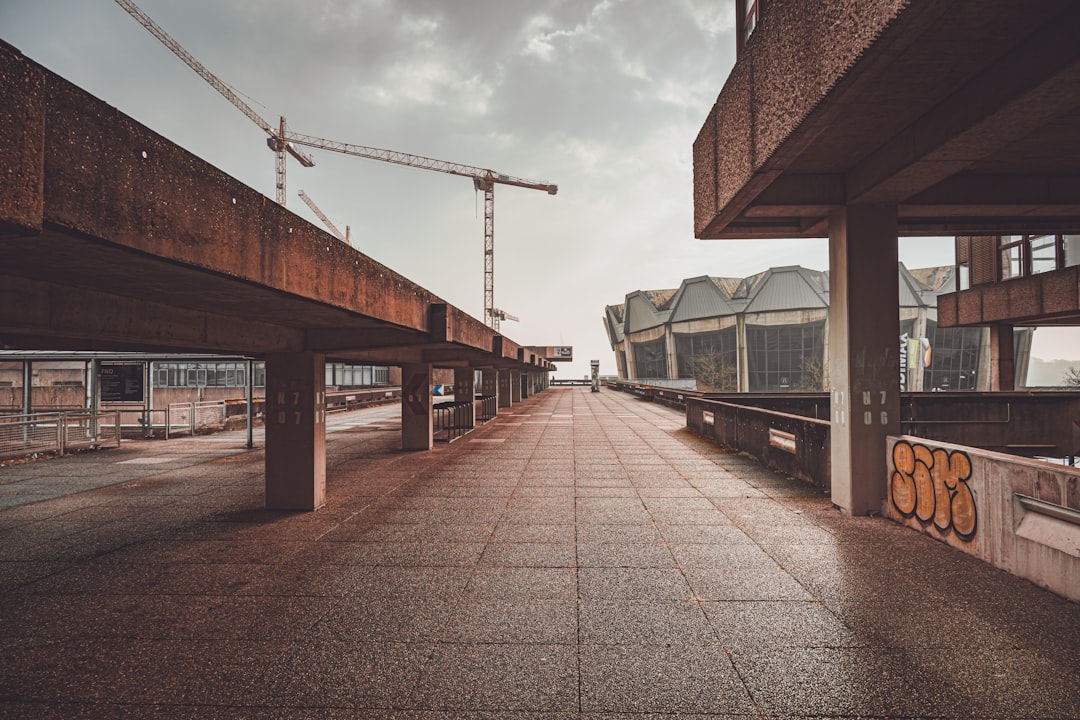 The Price vs. The Infrastructure Paradox