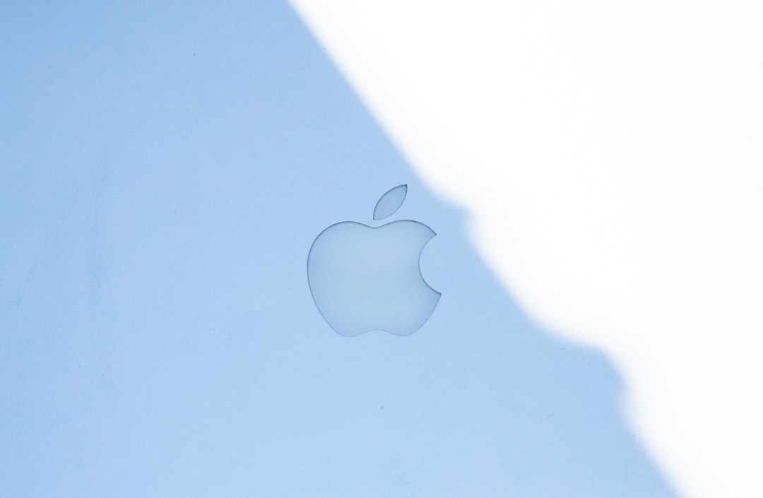 Stock Pick #1: Apple (AAPL) — A Core Element of Buffett’s Tech Moat