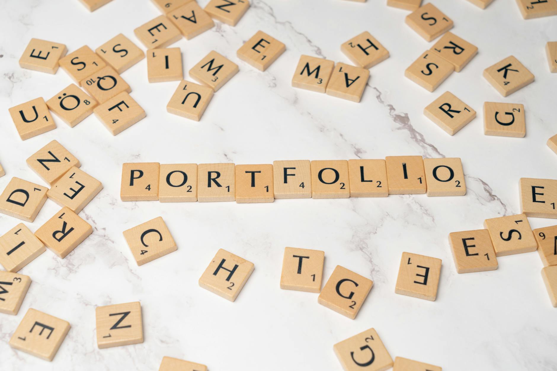 $100,000 Dividend Kings Portfolio Aims for $5,400 Income