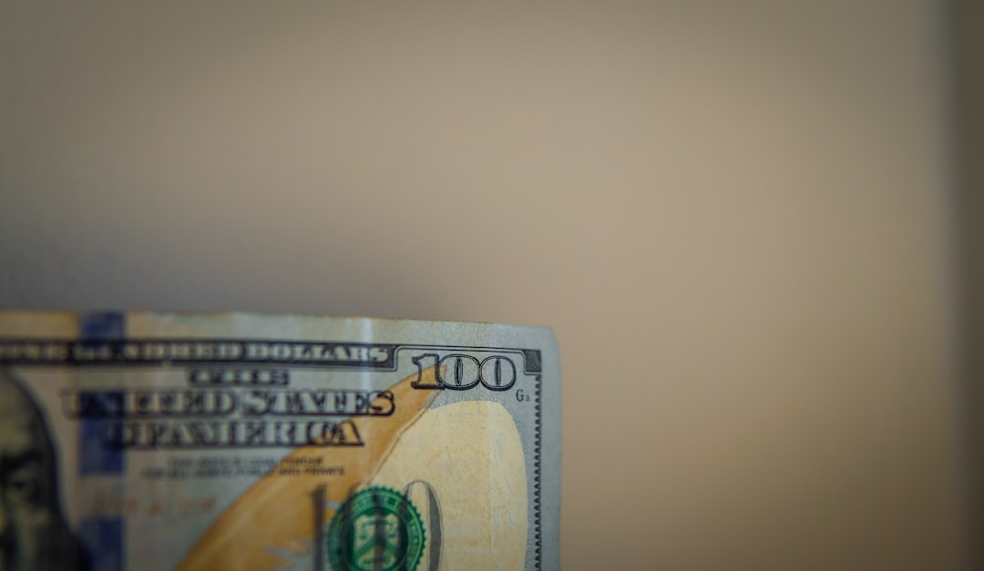 $1,500? Core Portfolio Cornerstone with a Moat for Investors