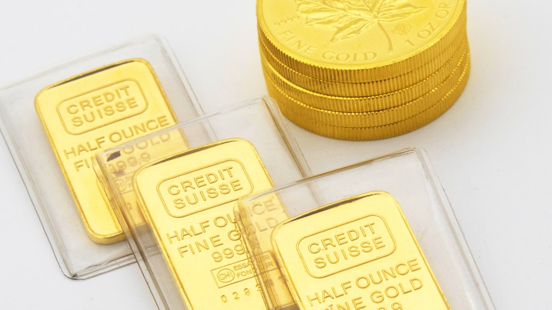 84-Year-Old Handed $420,000 in Gold: Driveway Scam Wake-Up