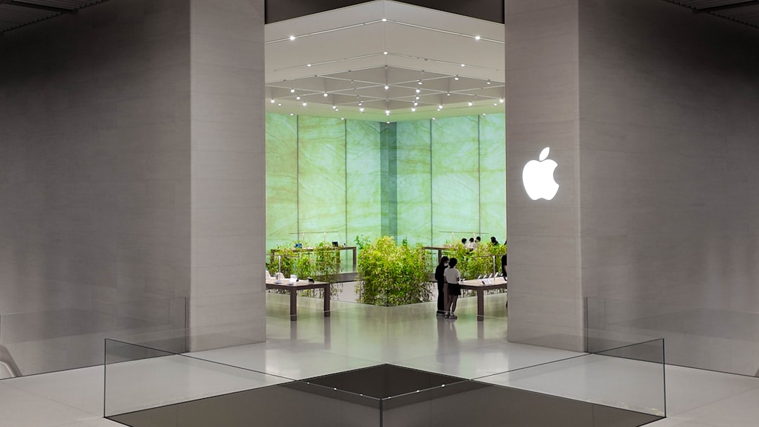 Apple Faces Extreme Drop in Global Smartphone Shipments