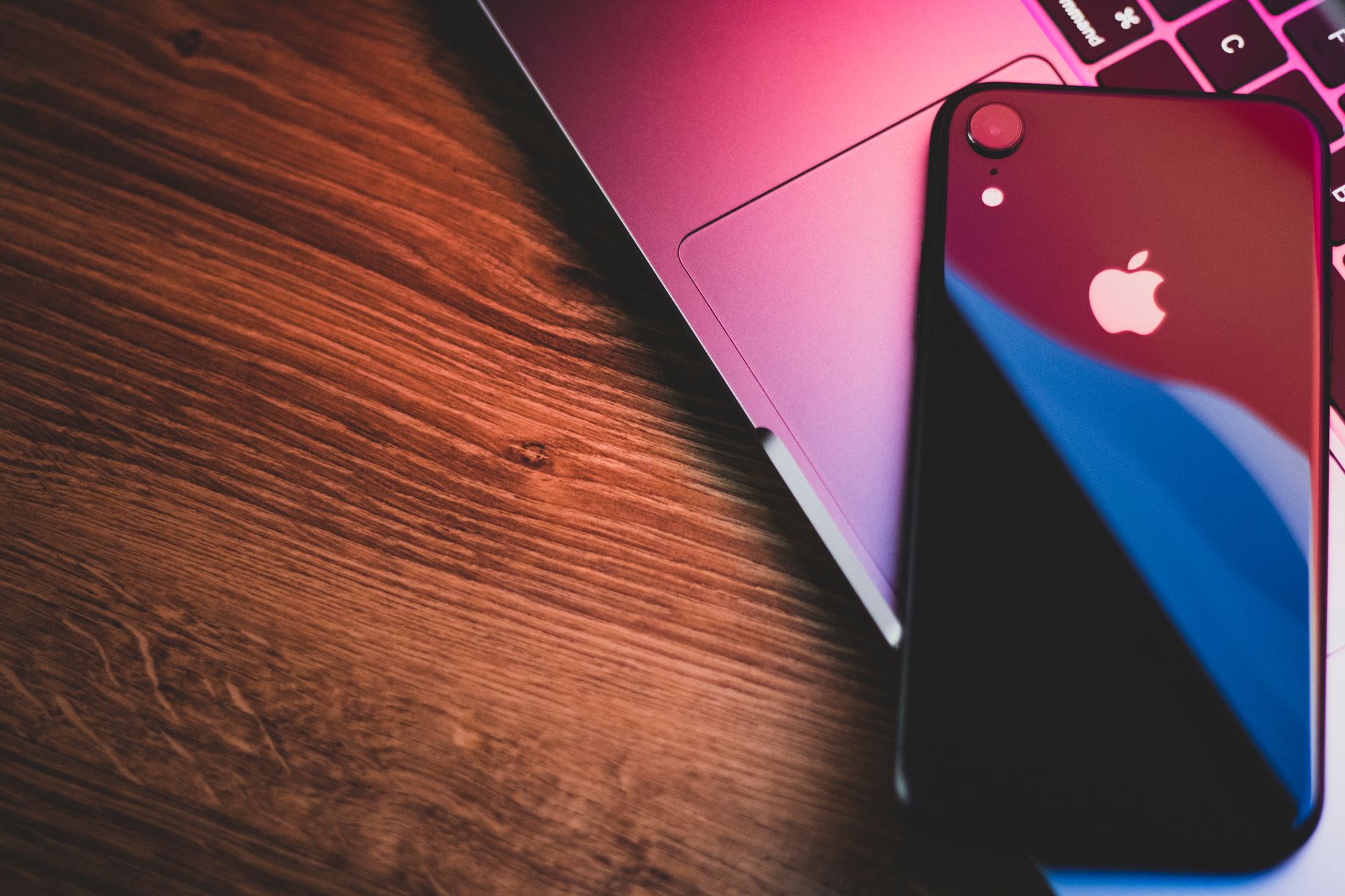 Apple Intel Could Going: Which Is the Better Buy Today?