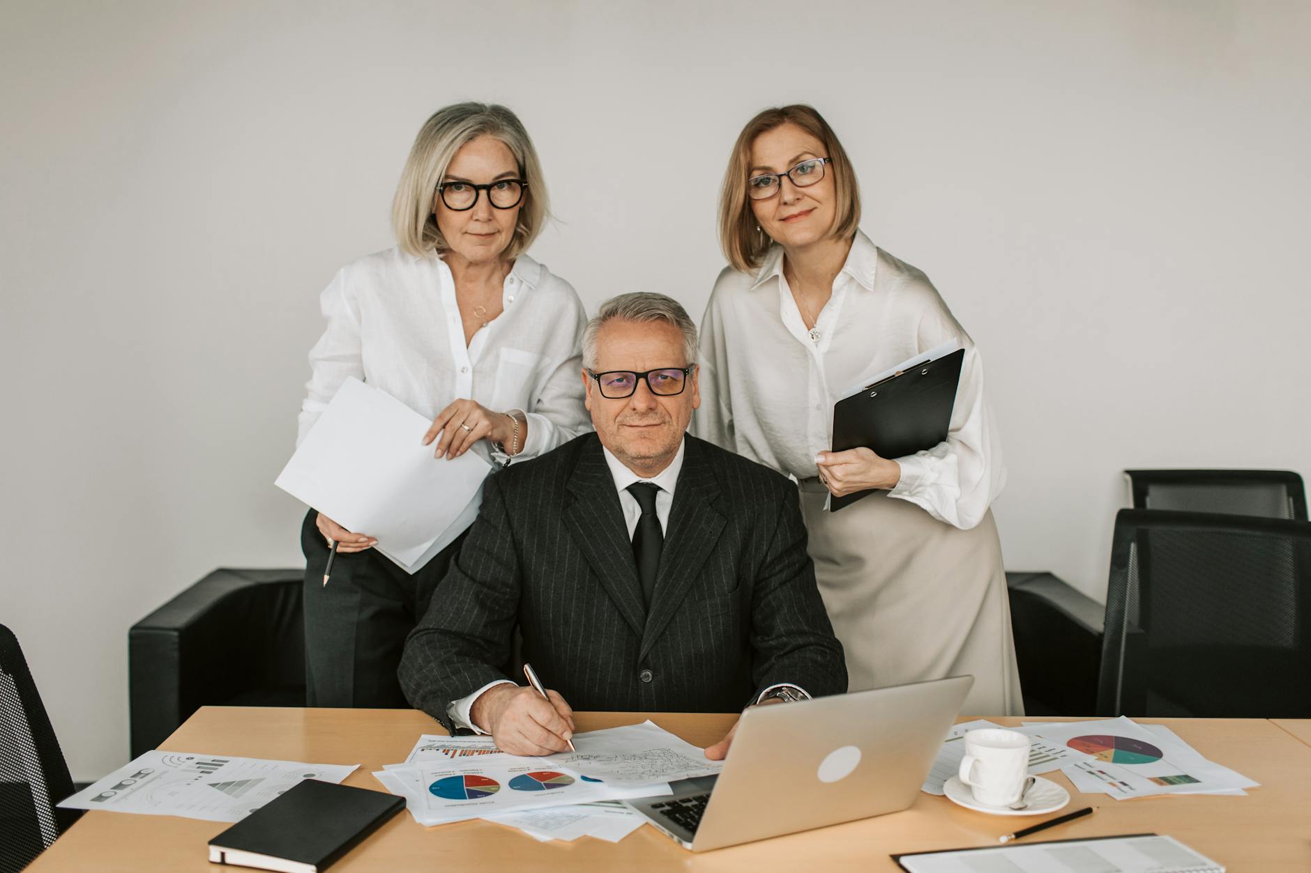 Asset Advisors Exits Entire Li Auto Stake: $33 Million Exit