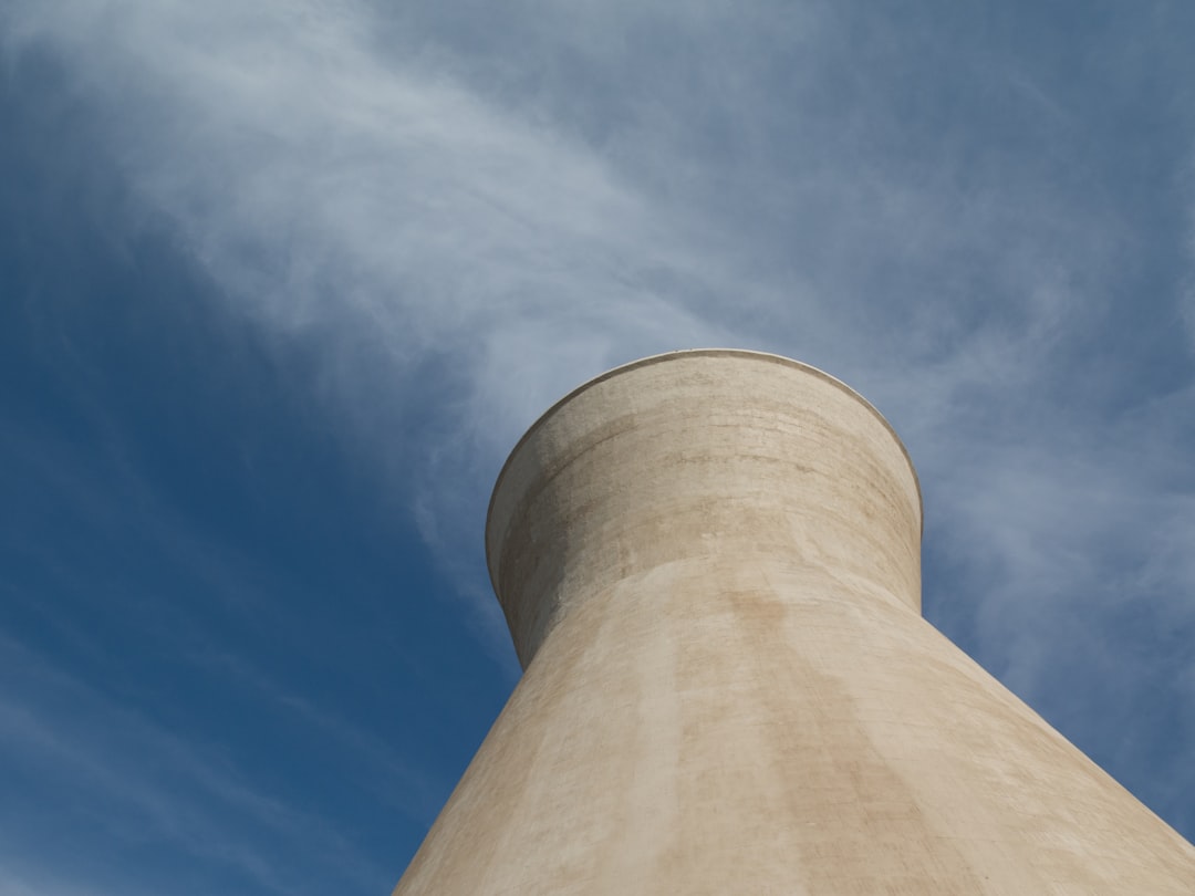 Better Nuclear Energy Stock: Oklo vs Centrus Energy