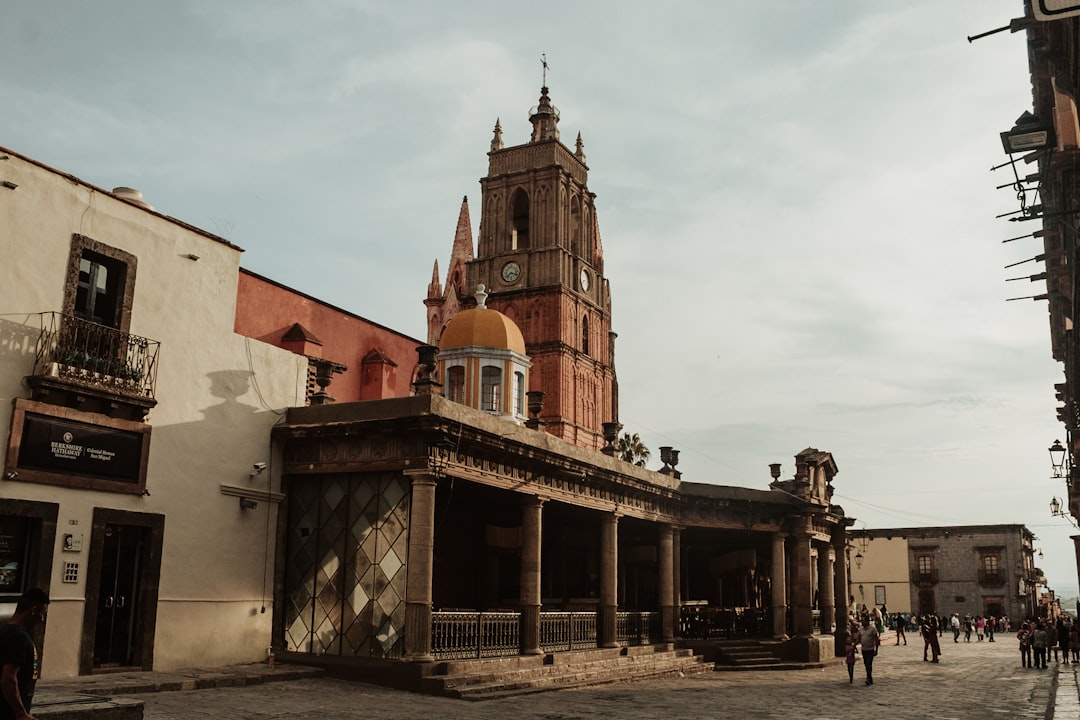 Betterware Mexico Tentatively Undervalued with Clear Upside