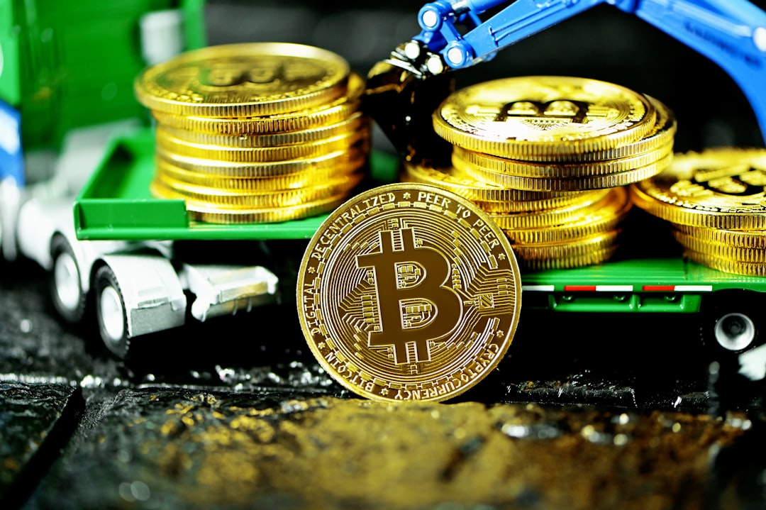 Bitcoin Operates Outside Regulatory, Hayes Warns in Debate
