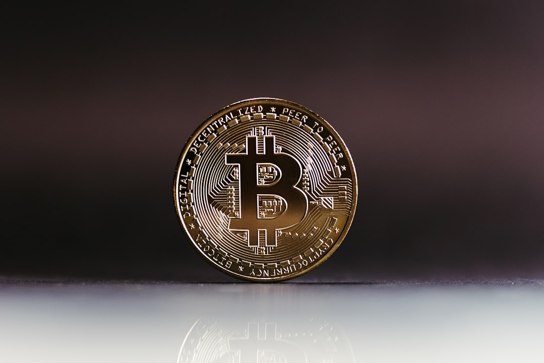 Bitcoin Price Rebound Wobbles as Oil Surges, Tensions Rise