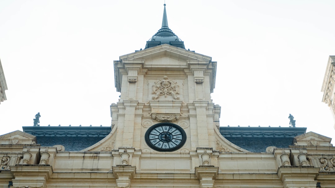 Clarity Faces Senate Clock as DeFi Rule Debate Heats Up