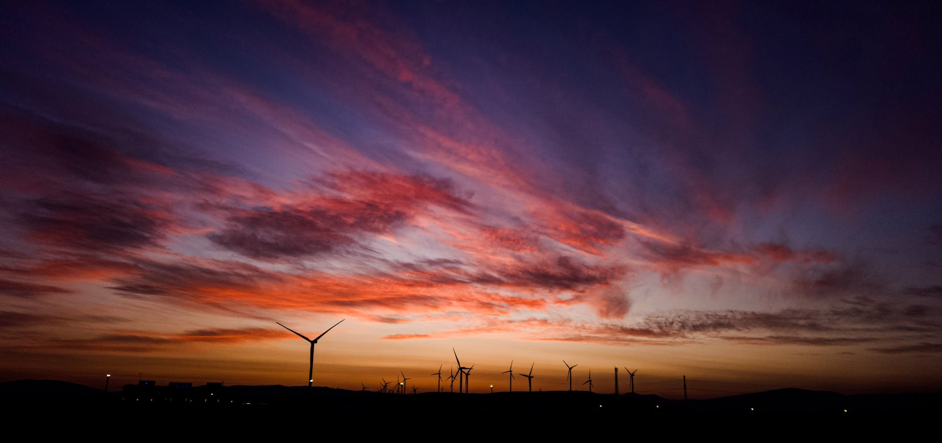 Clearway Energy (CWEN) 2025 Outlook: Earnings and Strategy