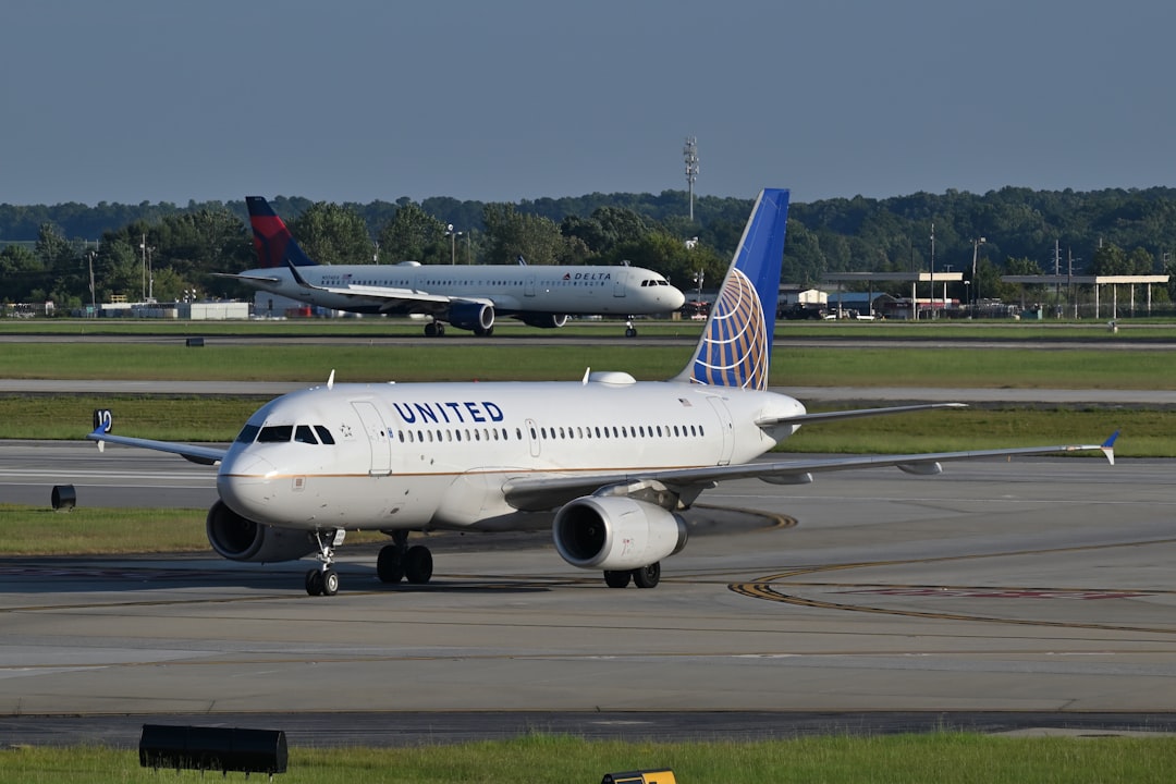 Delta Lines United Airlines: 2026 Stock Showdown