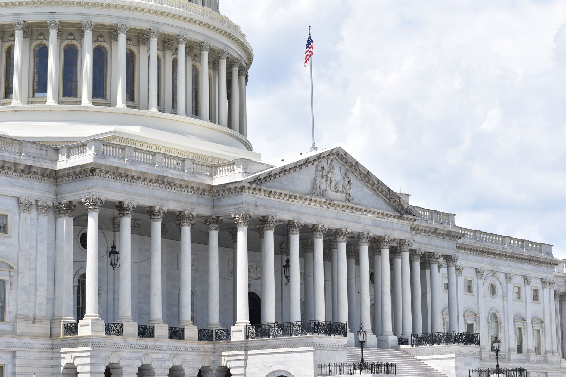 Democrats Call Senate Hearings on Trump's Crypto Profits