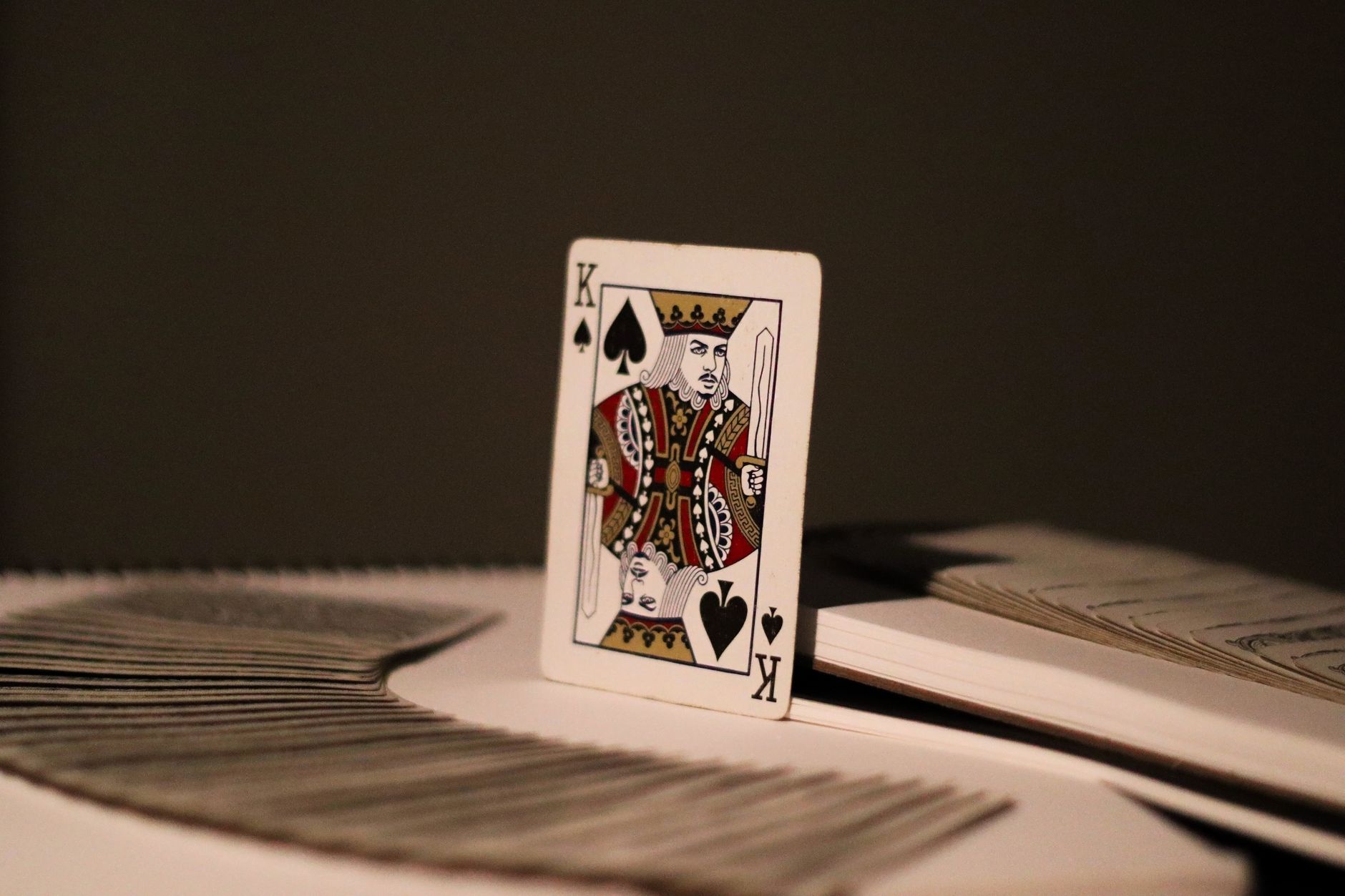 Dividend Kings Long-Term Investors: 5 Stocks to Own for 20 Years