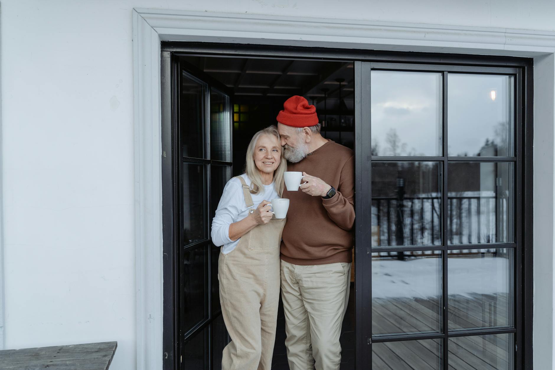 Does Downsizing Retirement Actually Save Money? In Reality