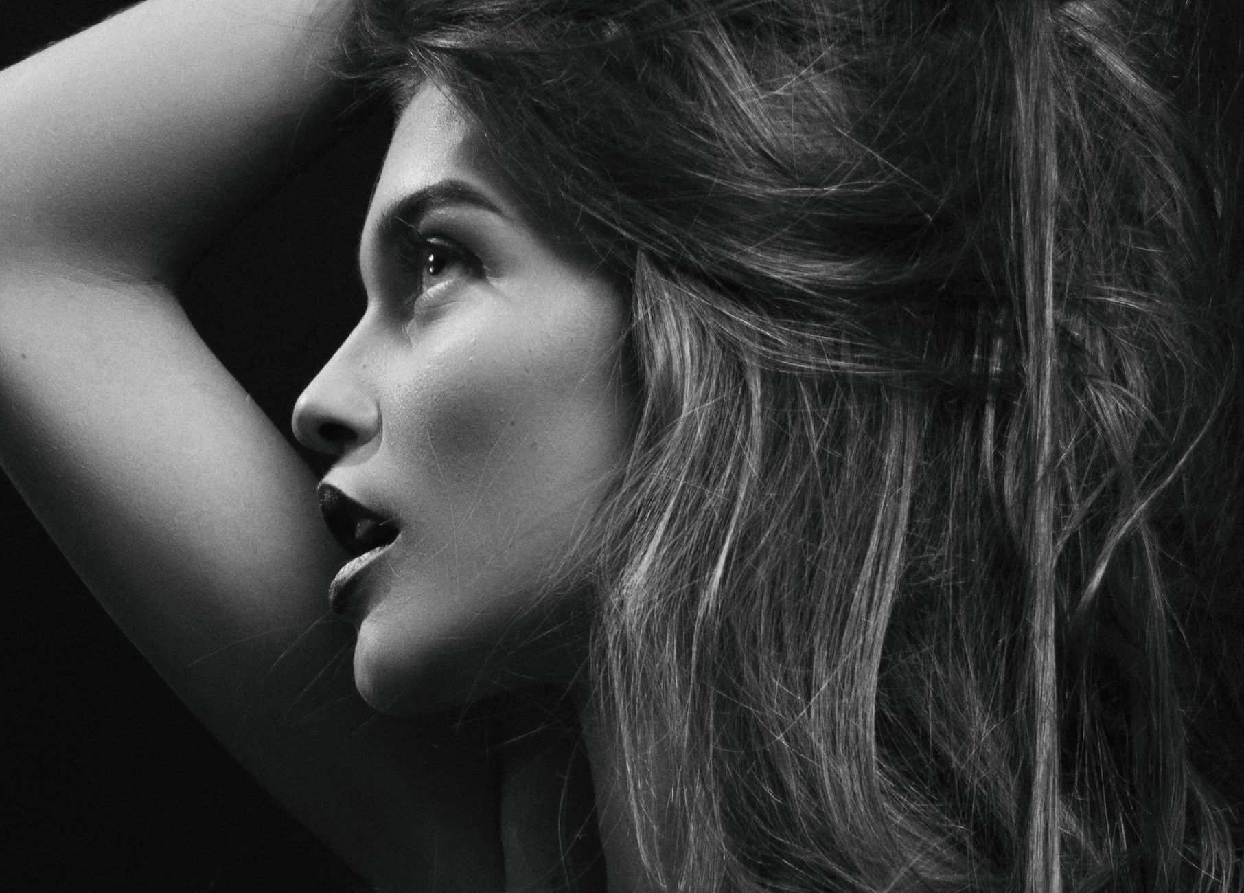 Dylan Sprouse Barbara Palvin: Expecting a Baby Girl—Finances
