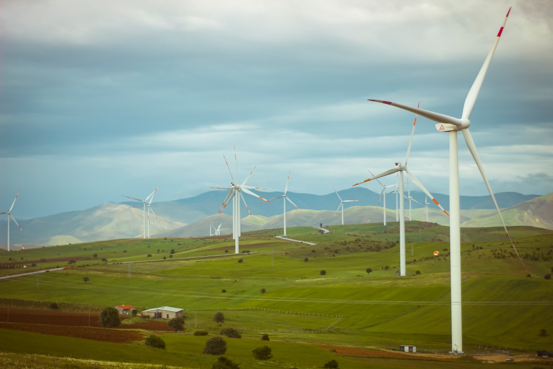 Energy Stocks That Smartest Long-Term Buys During the Boom