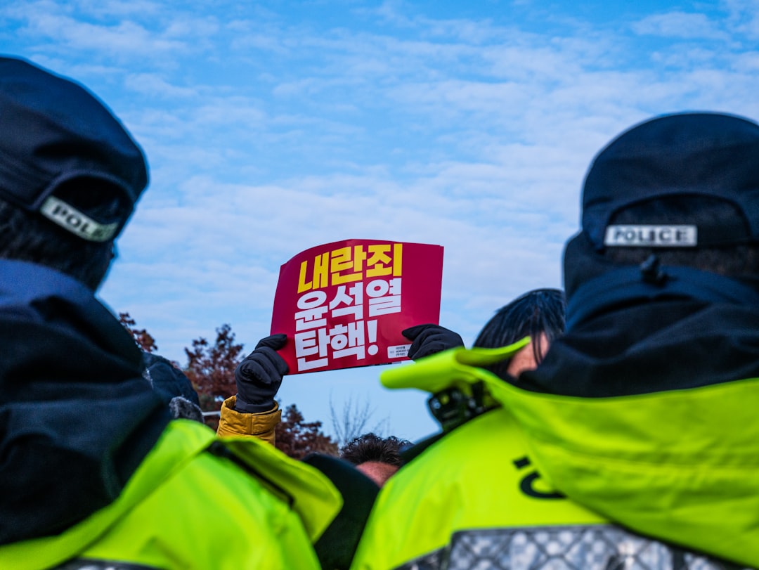 Fake Police Officers Held in $1M Bitcoin Heist in France