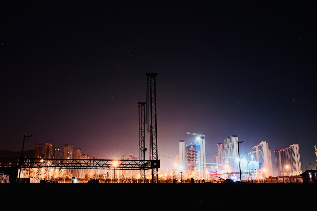 Fast vs. DNOW: Which Industrial Distributor Stock Deserves Your Capital