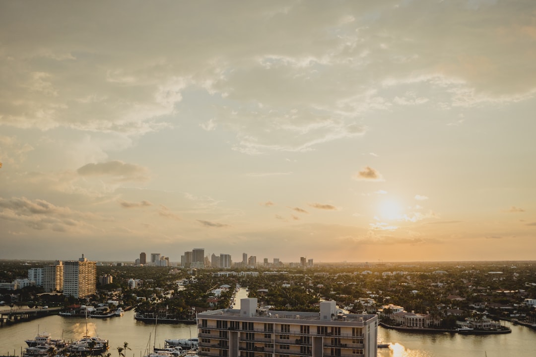 Florida Retirement Secret: Live Inland, Keep the Beach