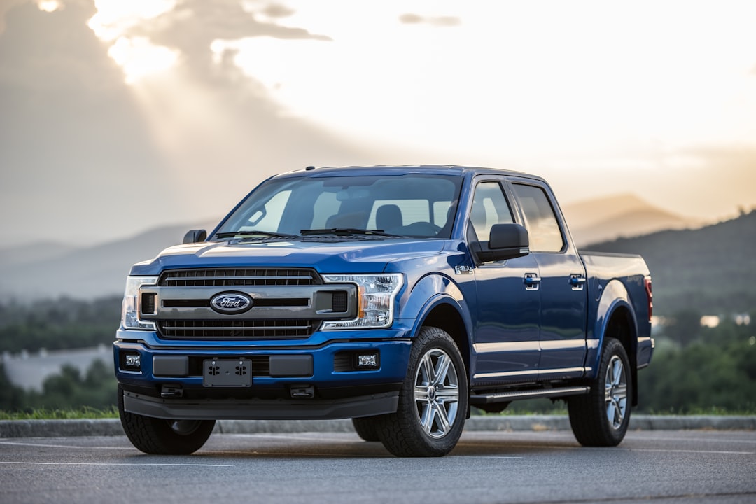 Ford Surges Easily Outpaces Rivals in Detroit Comeback