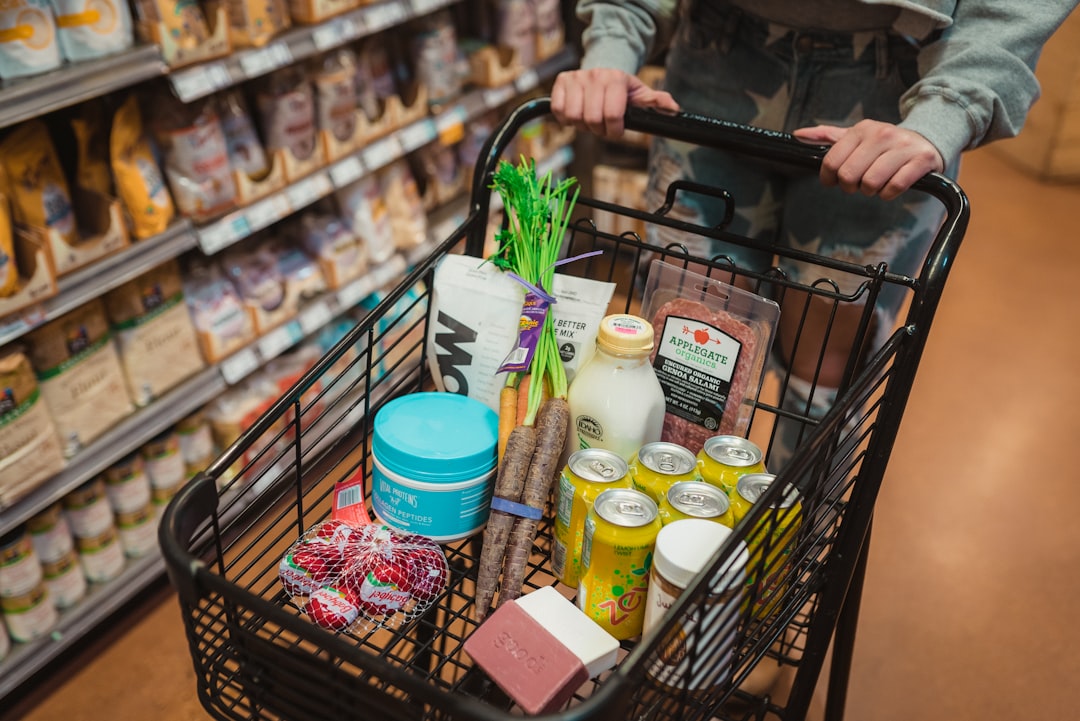 Forget Walmart: Grocer Beating on Trust and Margin Now