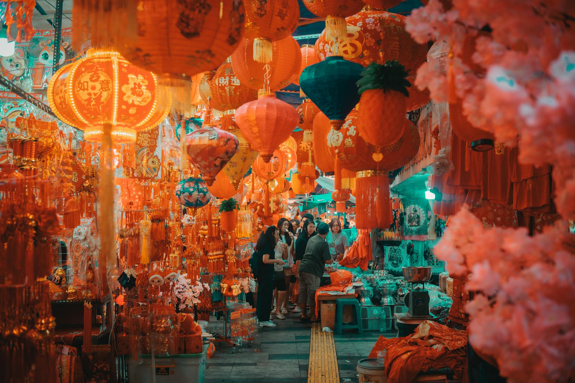 Freshworks Falls Year $7.5: What Investors Should Know