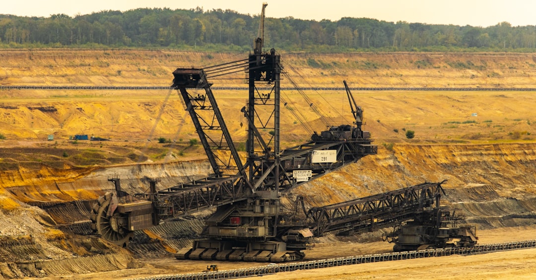 Gold Rise Again: Two Mining Stocks to Buy Now Today