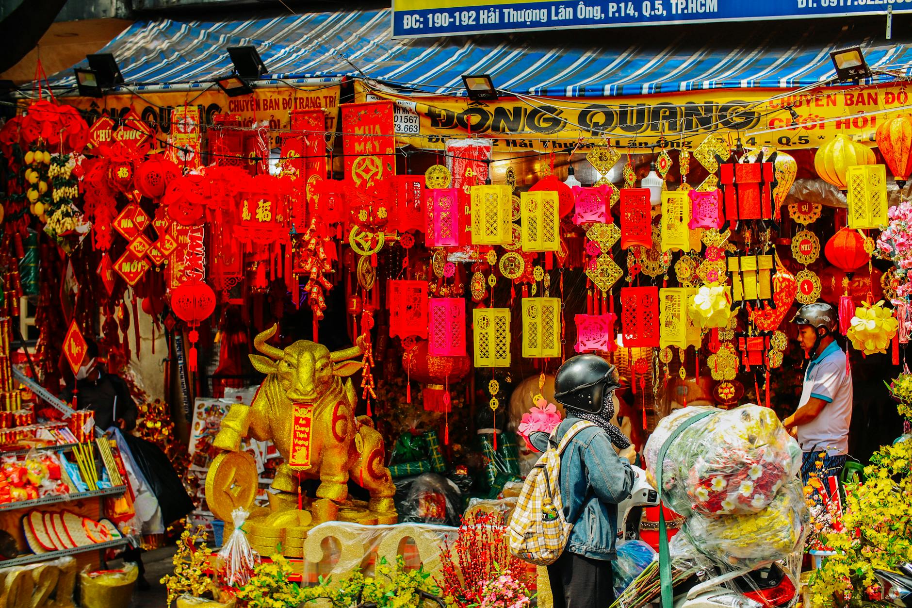 Hannah Montana Marks Years: Anniversary & Finances