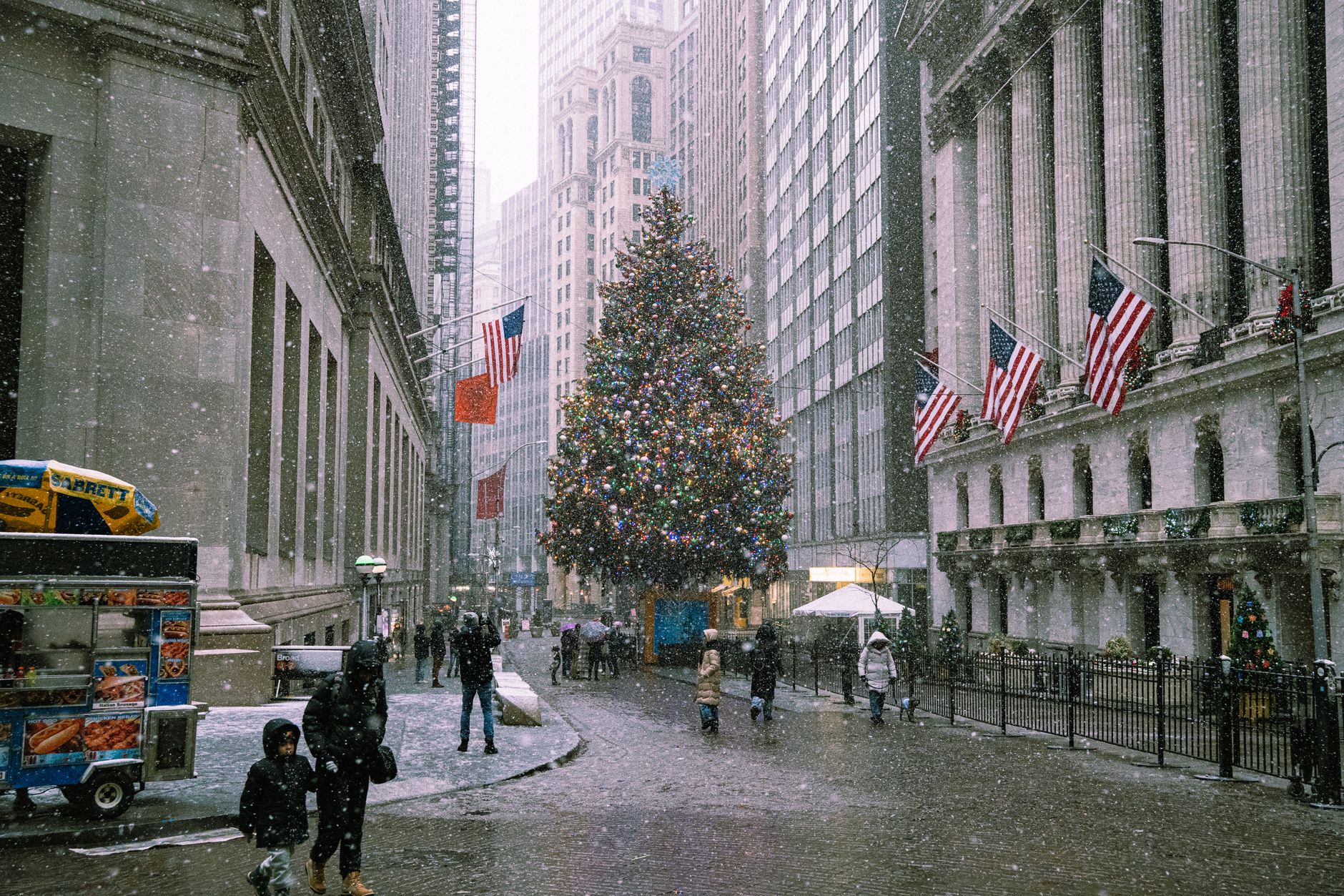 Here Wednesday’s Wall Street: Top Analyst Calls Move Markets
