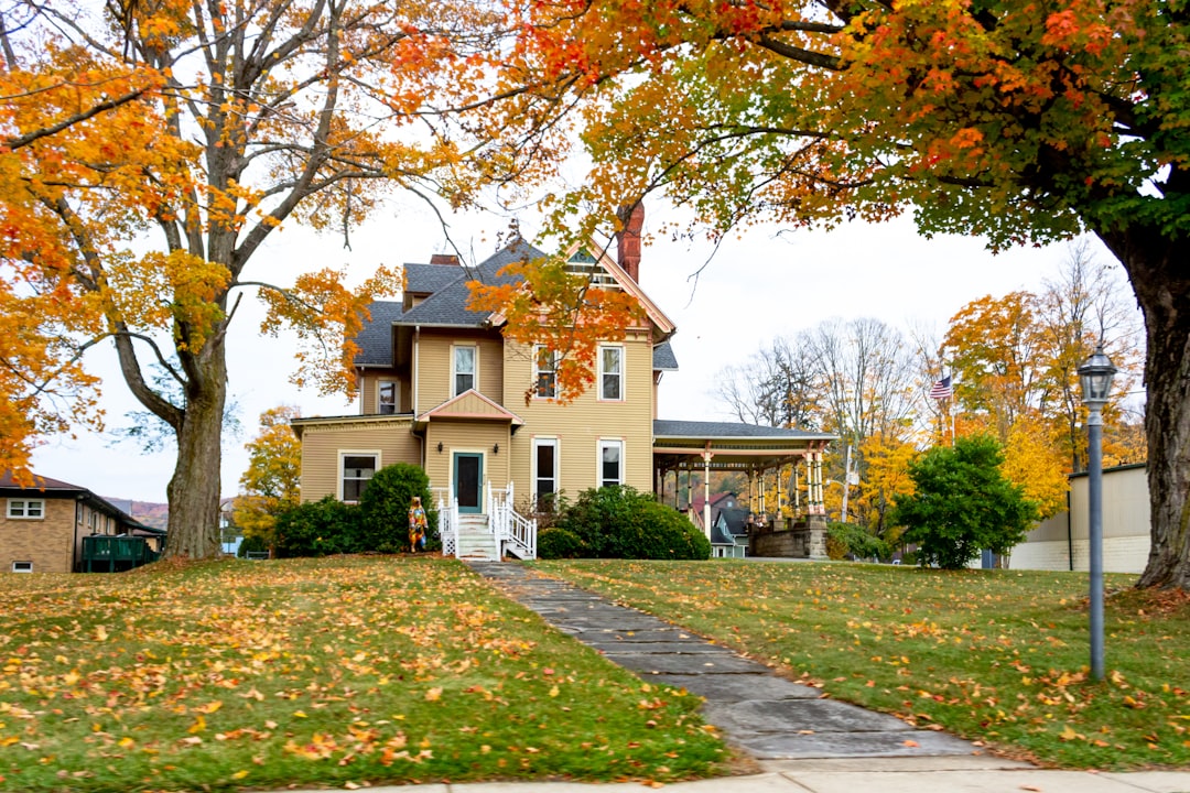 Home Listing Prices Fall: 16th Week of Slide Continues