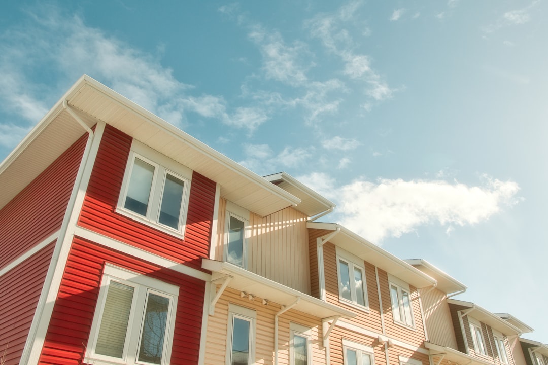 Home Sales Fall Rate Signals Turn in Housing Demand