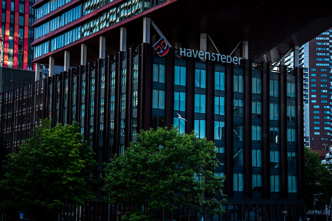 Hyperscalers Investing Heavily Data: 3 Stocks to Watch