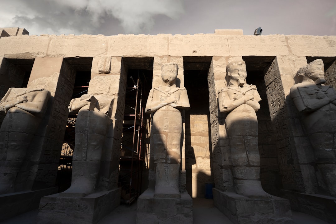 Inside Quest Colossus Replace: Crypto Cards Versus Visa