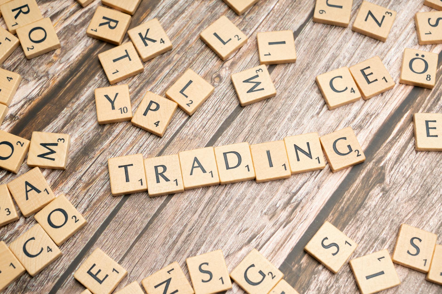 Invesco NASDAQ ETF’s Lower Fee Edges Buy‑Hold Investors