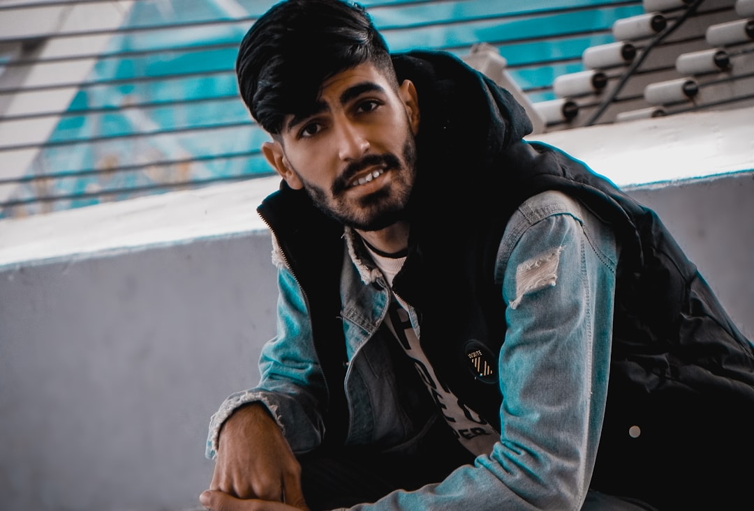 Iranian Singer Parastoo Ahmadi: Financial Resilience for Creators