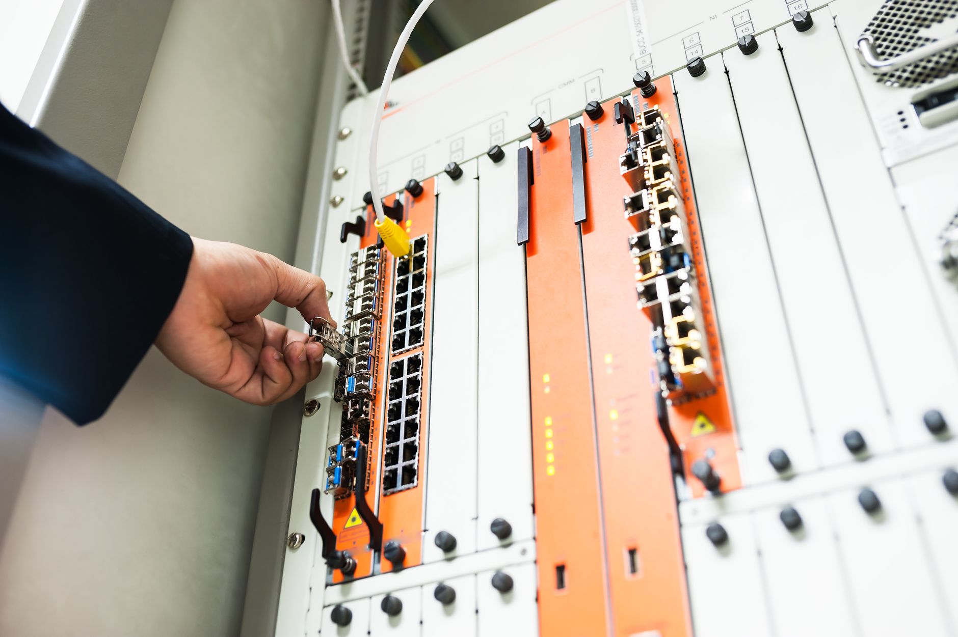 Is the Data Center Boom Creating a Debt Bubble: Investors Guide