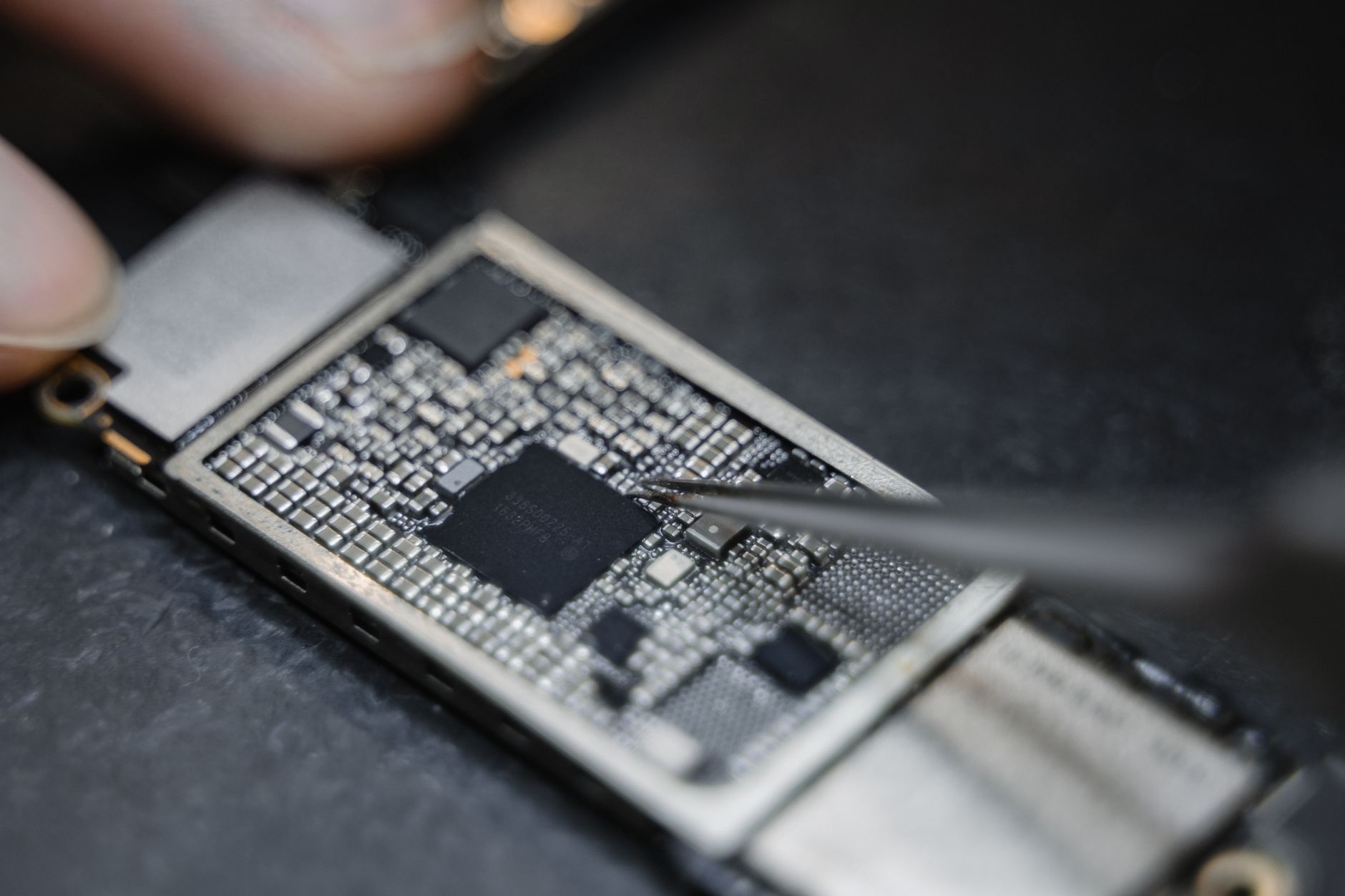 IShares Semiconductor Soared 112.8%: Half-Year Outlook