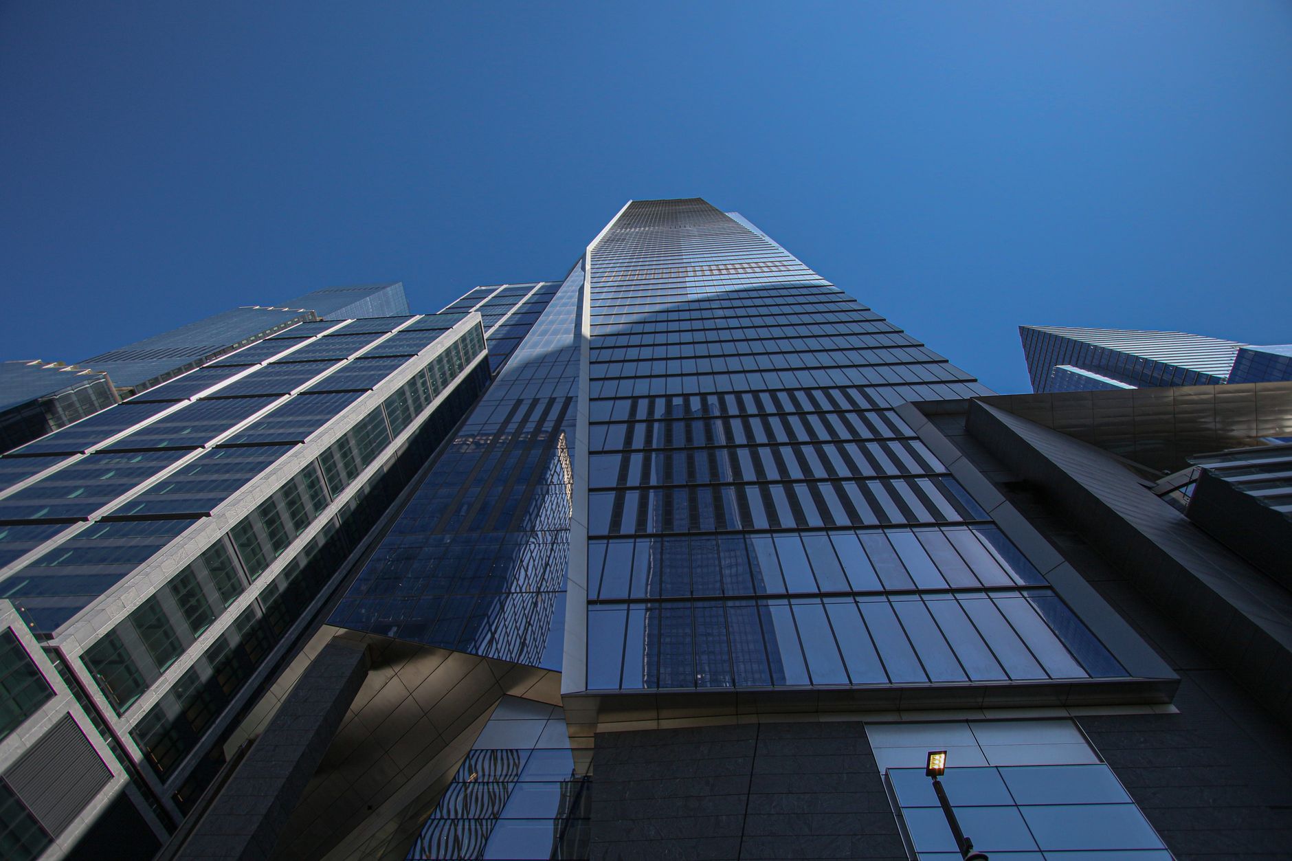 Jamie Dimon Said JPMorgan Faces Stablecoin Rules in CLARITY