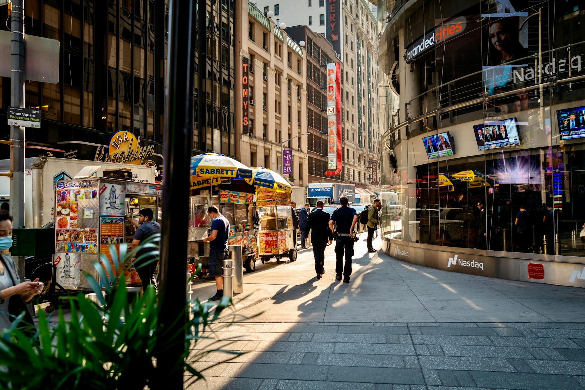 Live Nasdaq Composite: Stock Rally Pauses as Bears Emerge