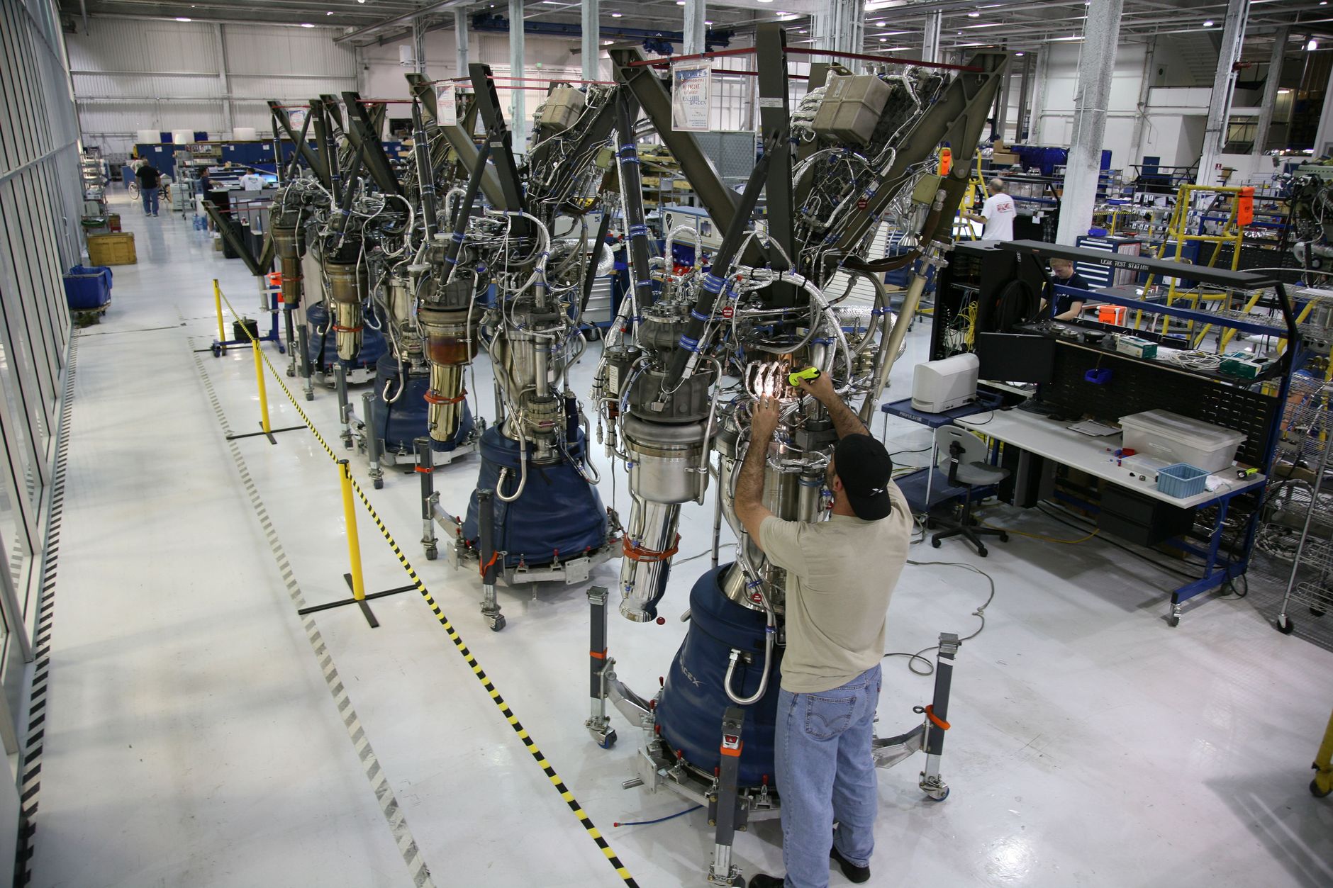 Longtime Spacex Investor Cathie: IPO Day Move Explained