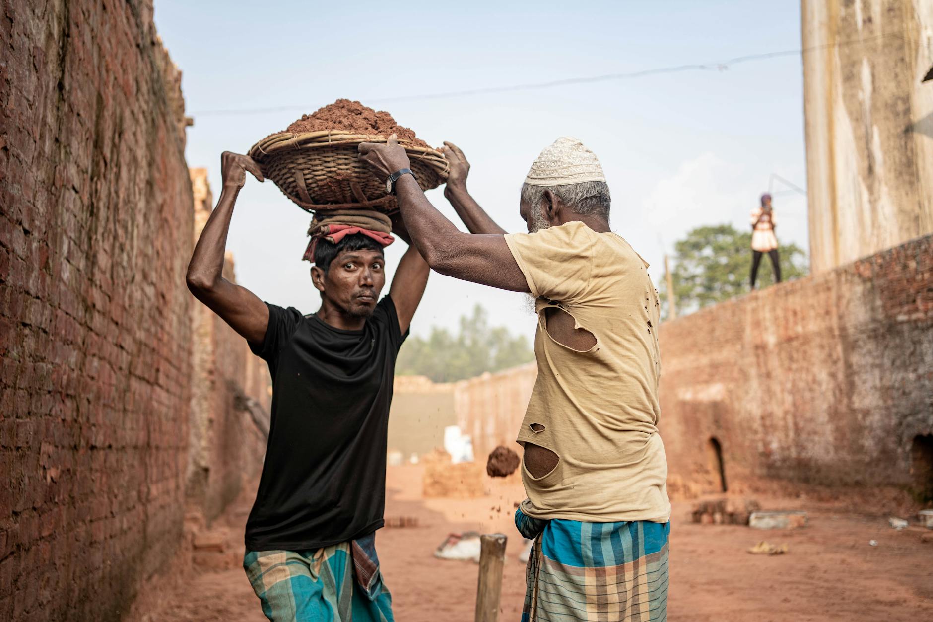 Lowe’s Earnings Show Resilience Amid Slumping Housing Market